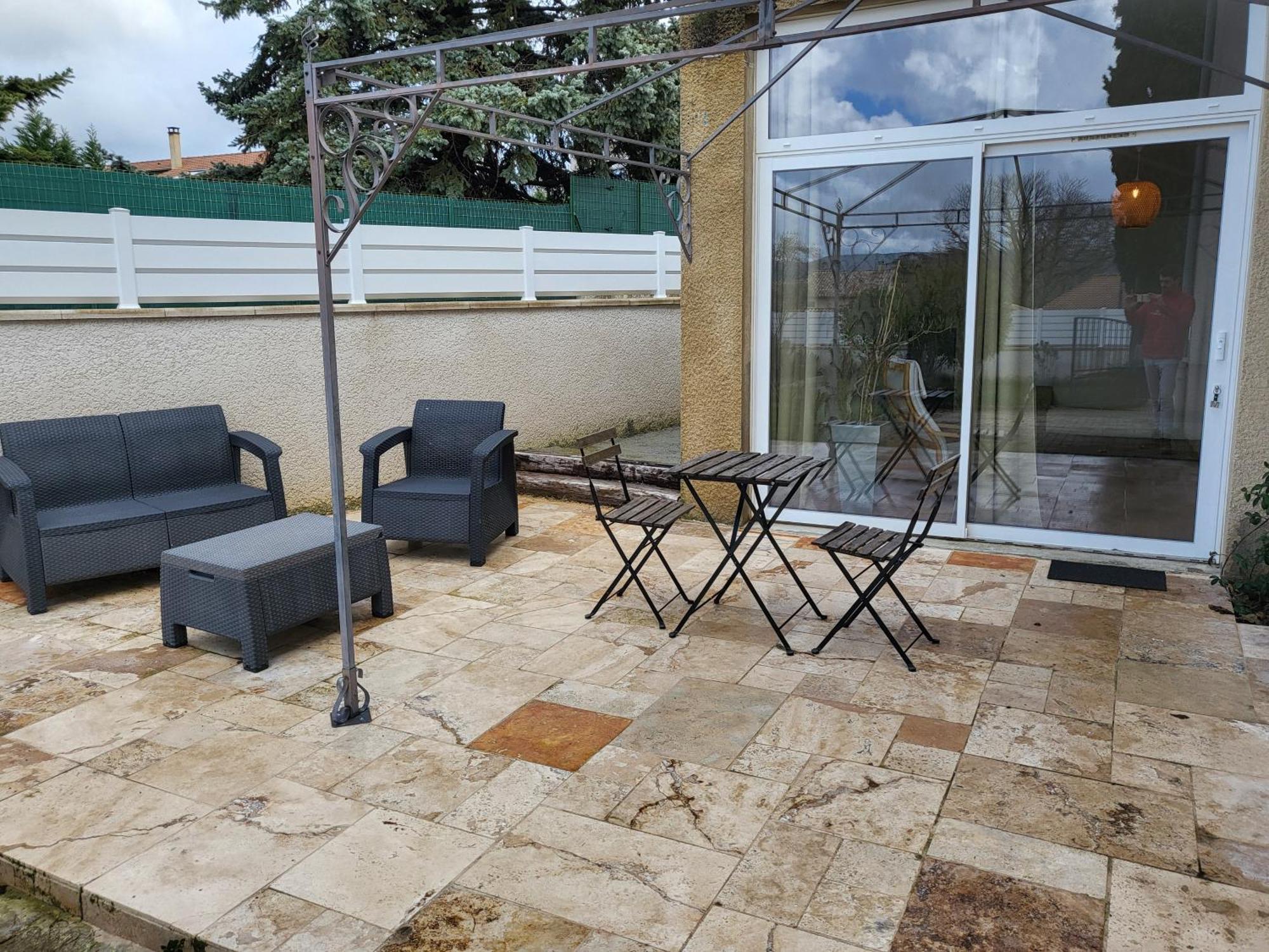 Gite Cosy Et Spacieux Étoile-sur-Rhône Eksteriør billede